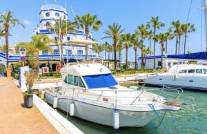 15 x 4.5 Meter Liegeplatz Estepona Yachthafen