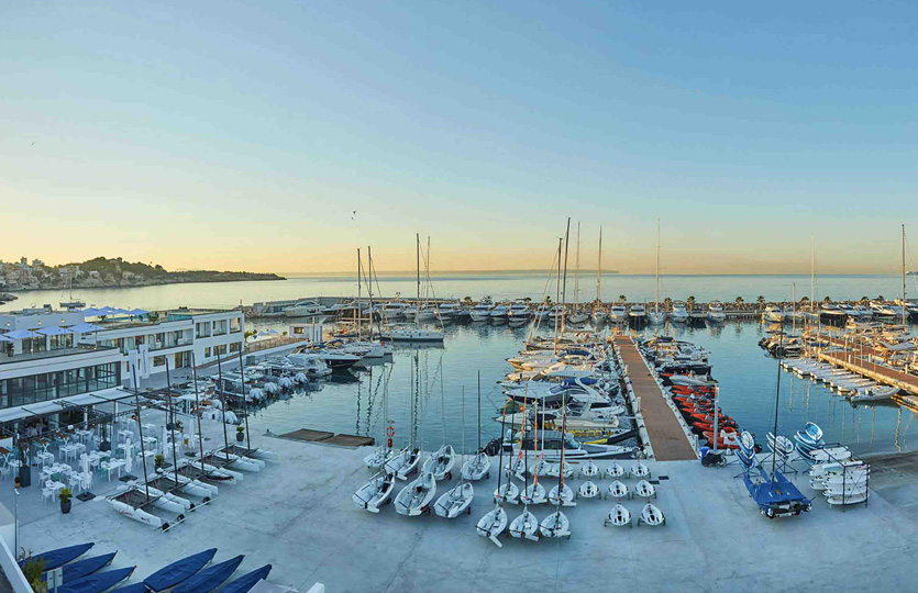 25 Meter Liegeplatz Yachthafen Port Calanova