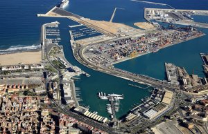 16 x 5 Meter Liegeplatz La Yachthafen de Valencia - Americas Cup Experience Yachthafen Zu Verkaufen