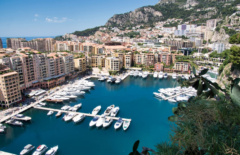 8 X 3 Meter Liegeplatz Fontvielle Yachthafen Monaco Zu Verkaufen
