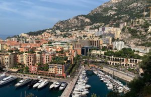 22 X 6.5 Meter Liegeplatz Fontvielle Yachthafen Monaco Zu Verkaufen