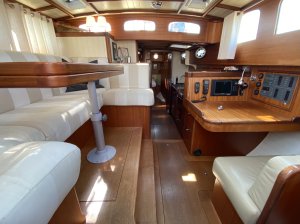 Lernen Sie die „Stoute Hendrik” kennen, eine moderne klassische Segelyacht aus dem Jahr 2008 vom Typ Puffin 41.