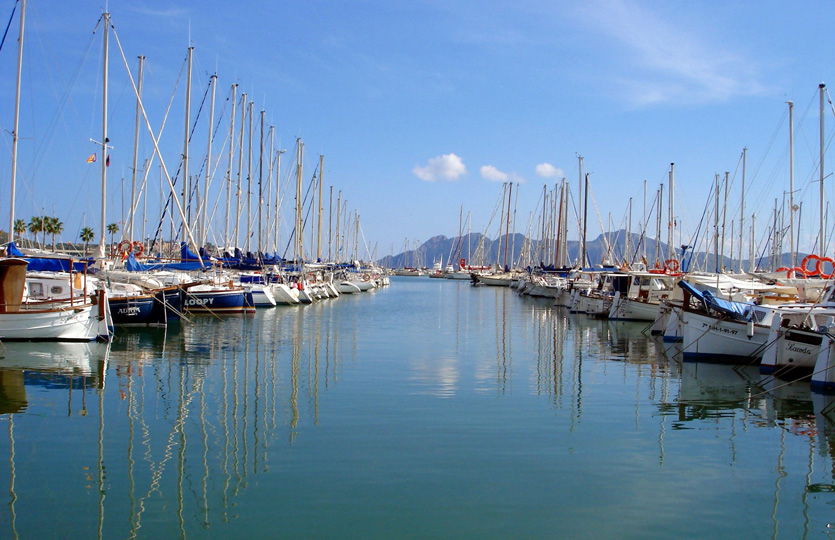 Real Club Nàutic Port de Pollença Yachthafen - Yachthafen Berths Real Club Nàutic Port de Pollença Yachthafen - Yachthafen Berths